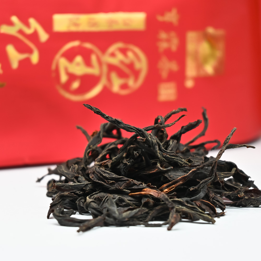 【亨霖茶園】日月潭有機紅玉紅茶－台茶 18 號（1 斤 $ 1800）