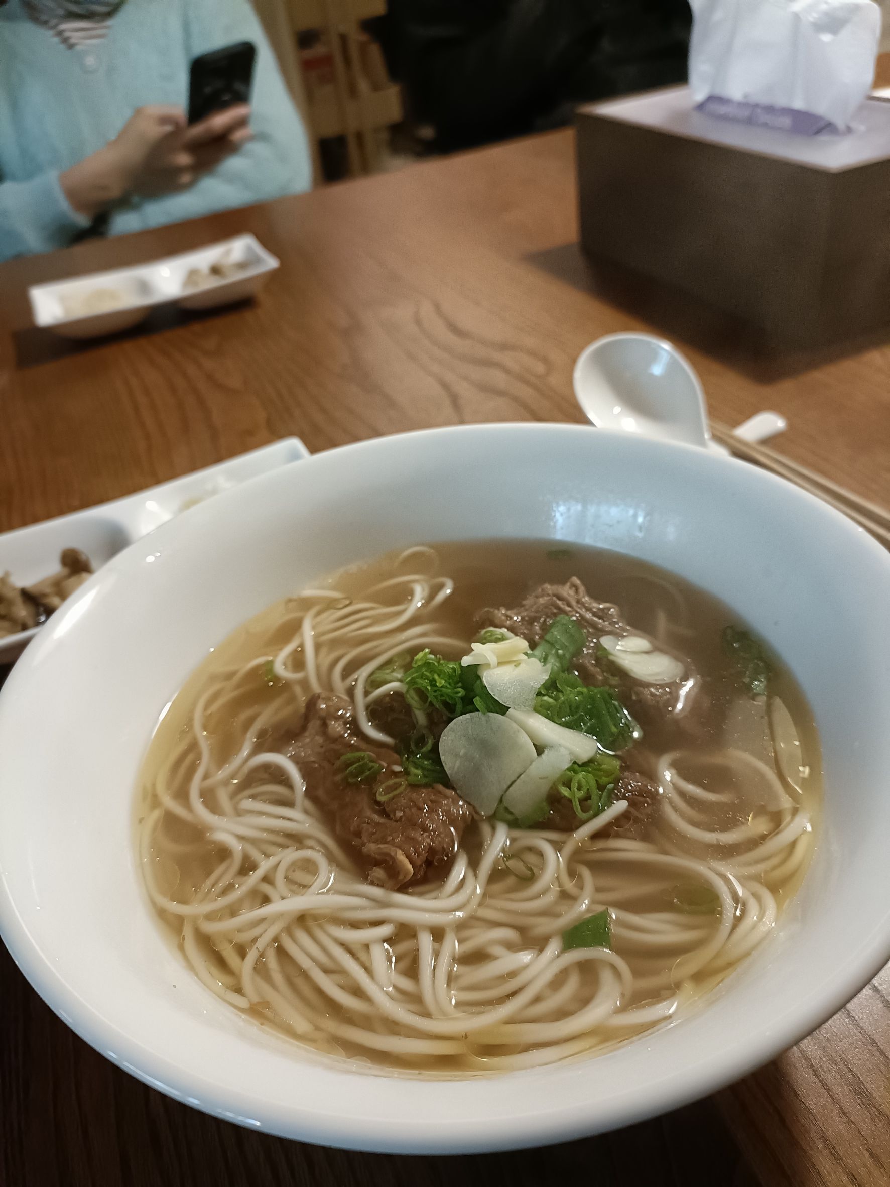 老楊在二樓 私廚牛肉麵