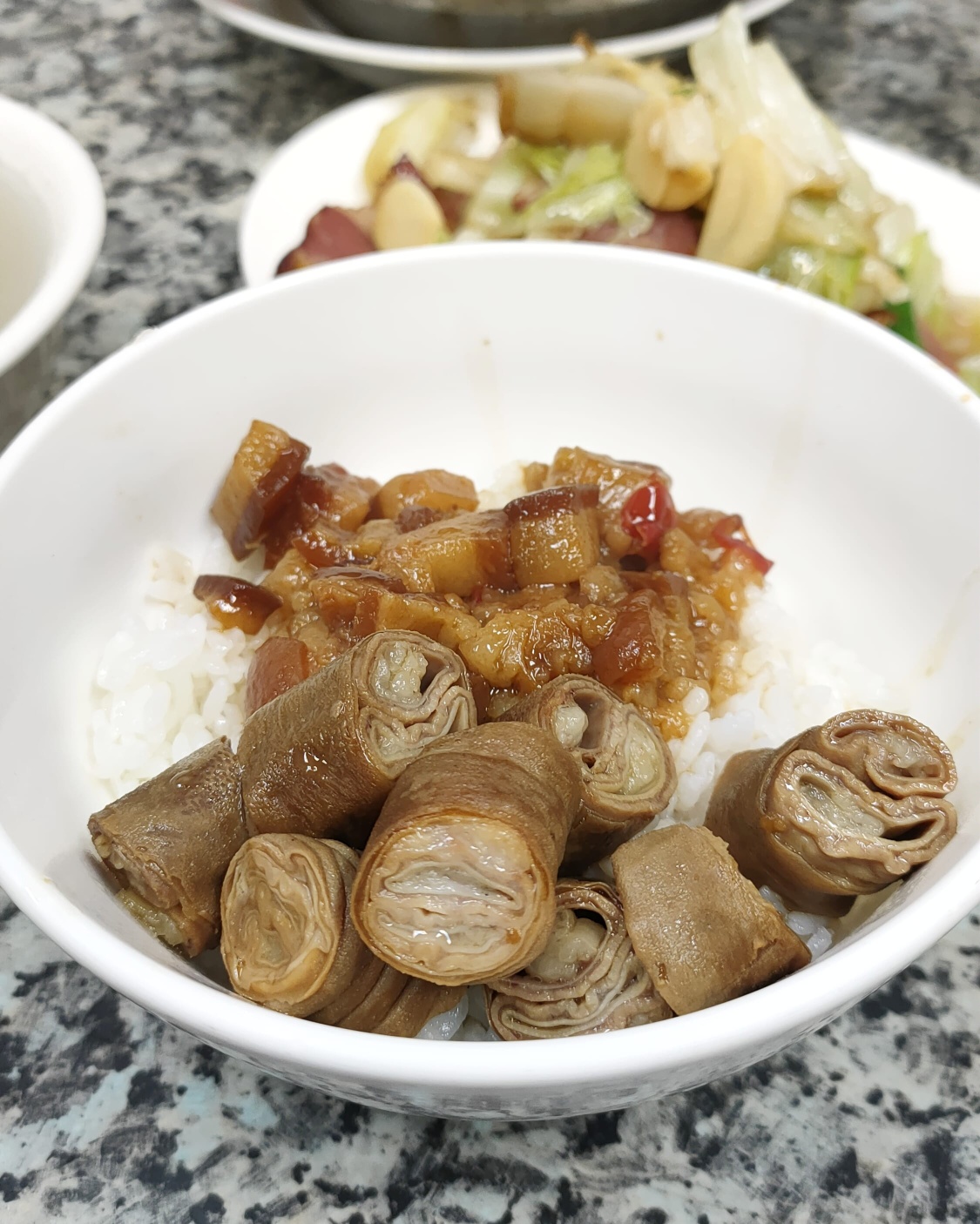 阿財虱目魚肚