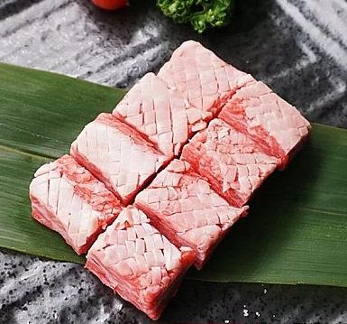 【胡同燒肉】日本 A5 牛肋條（手工修清，80g）